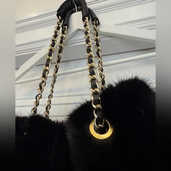 PAOLO MASI MINK FUR PURSE WITH CHAIN STRAPS BLACK GOLD - Picture 4 of 10
